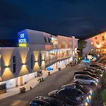 湖畔巴里米梅乐公寓式酒店 酒店 沃尔特湖畔韦尔登