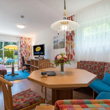 Barry Memle Directly At The 4* Velden am Wörther See