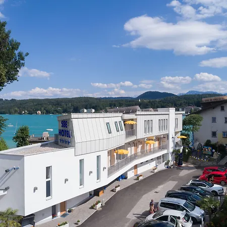 باري ميمل دايركتلي آت ذا ليك فندق