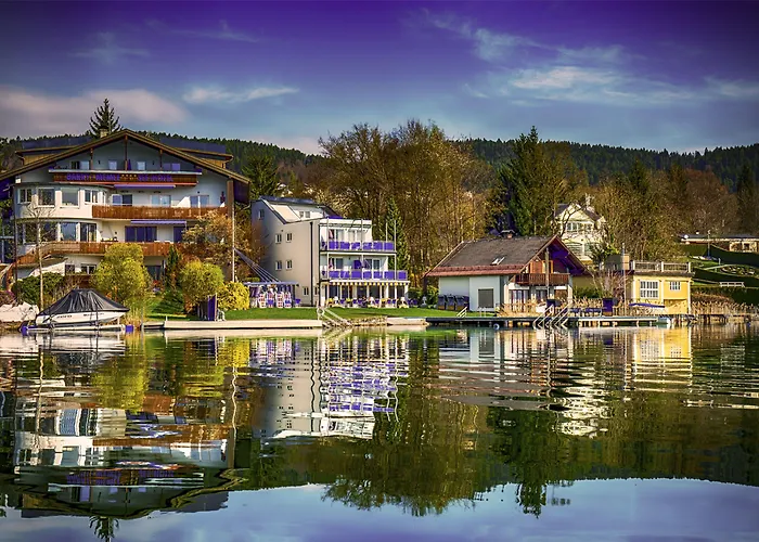 Hotel Barry Memle Directly At The