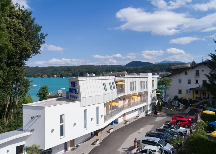 Barry Memle Directly At The Hotel