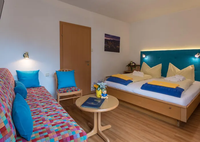 Otel Barry Memle Directly At The